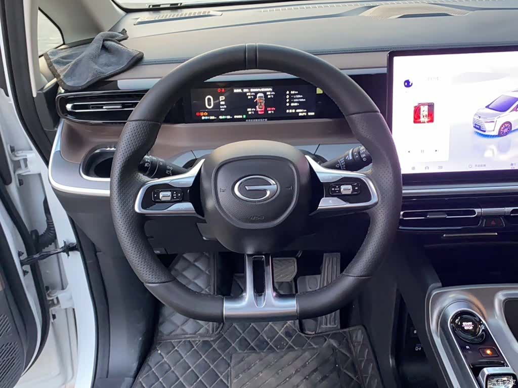 Trumpchi E8, 2024 4