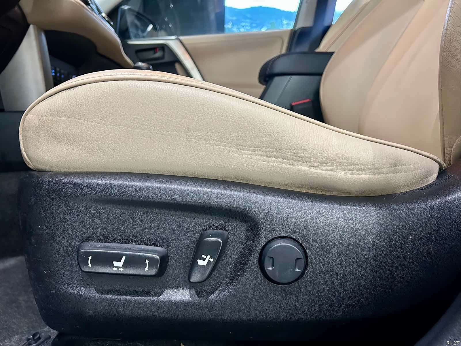 Toyota RAV4, 2016 32