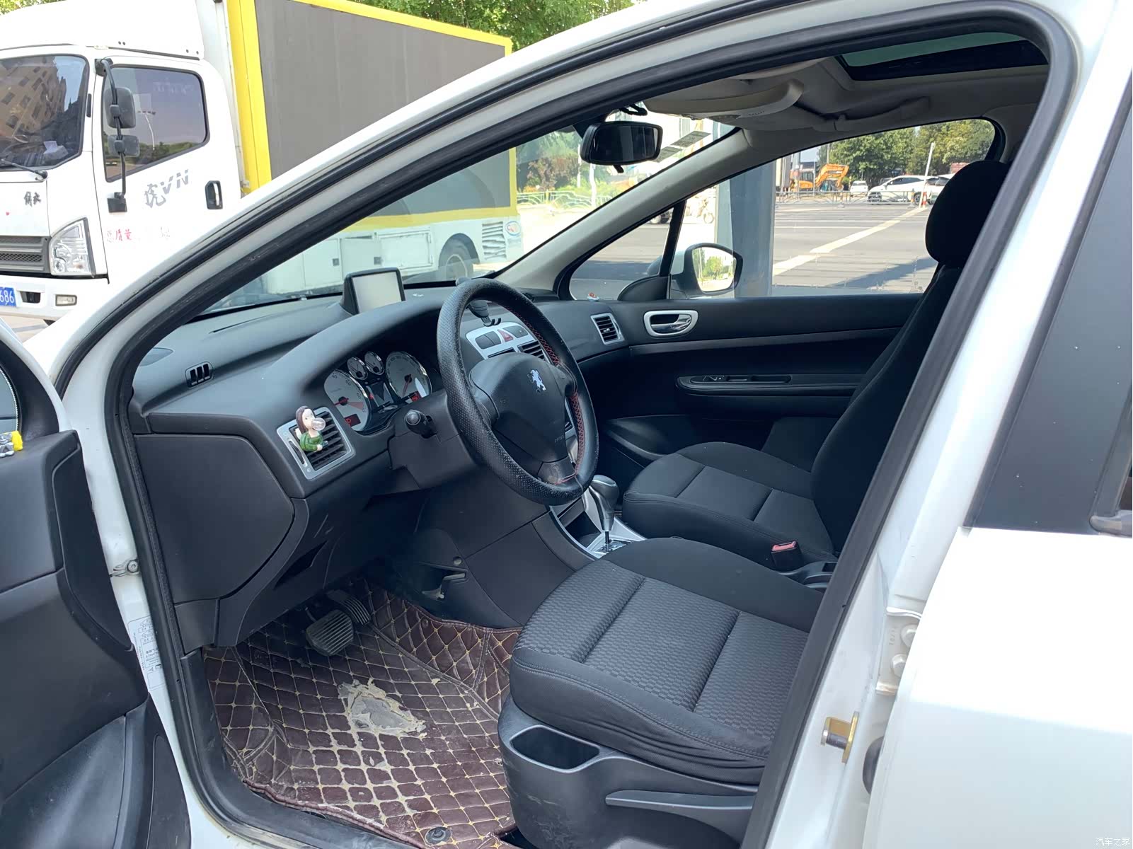 Peugeot 307, 2014 все фото