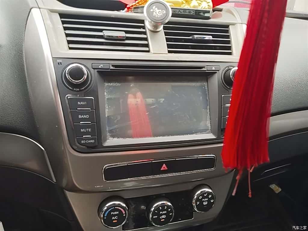 Geely GX7, 2016 13