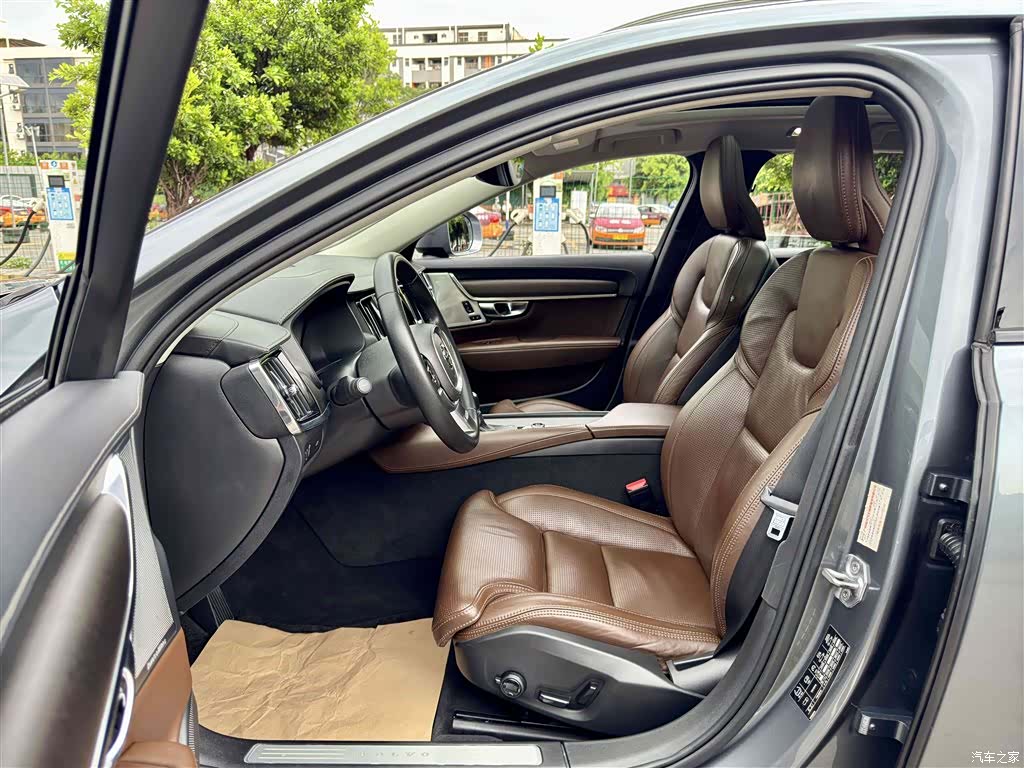 Volvo V90, 2019 8