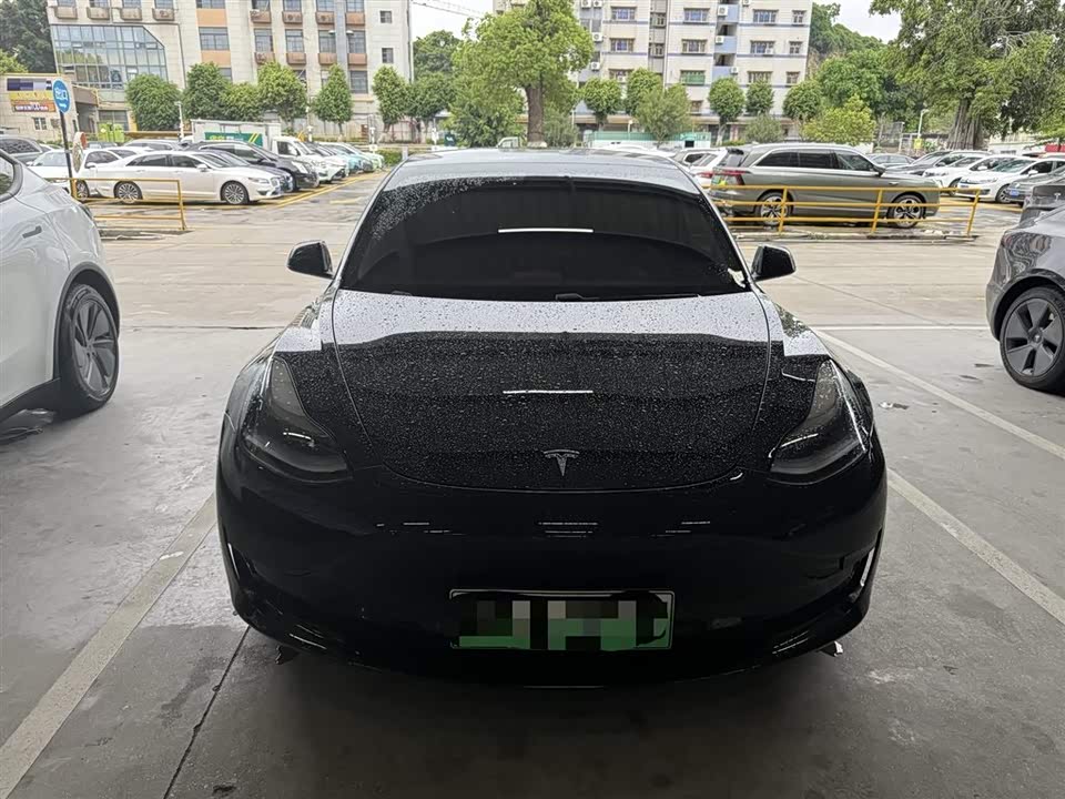 Tesla Model 3 Tesla Model 3