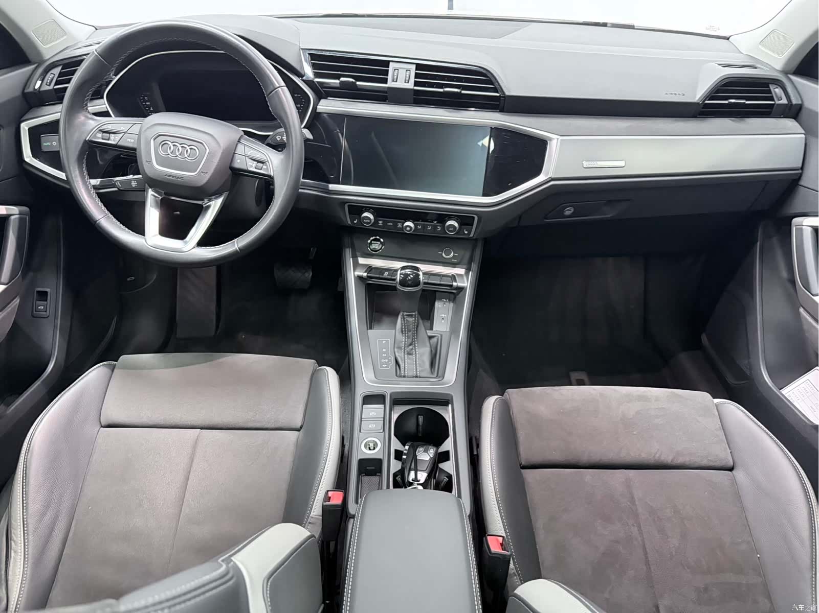 Audi Q3, 2022 8