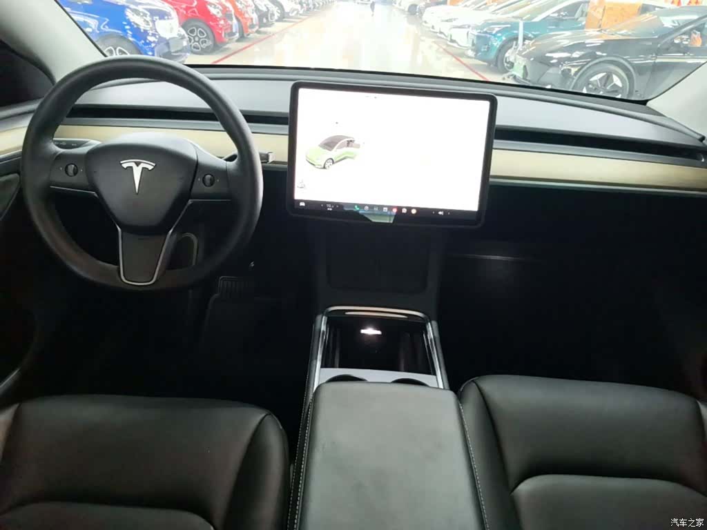 Tesla Model Y, 2021 10