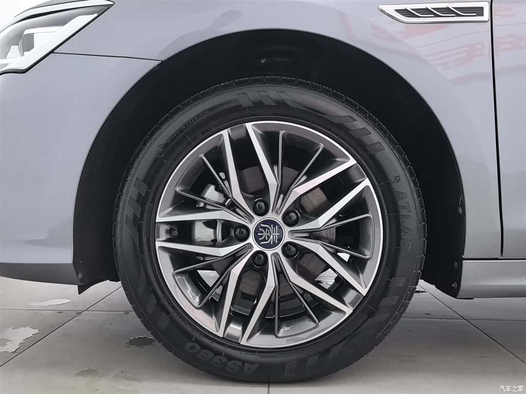 BYD Qin, 2024 17