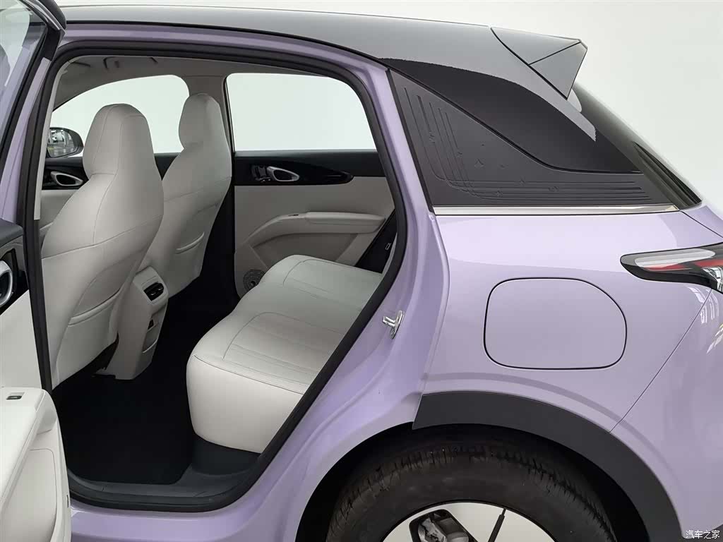 Geely Xingyuan, 2025 15