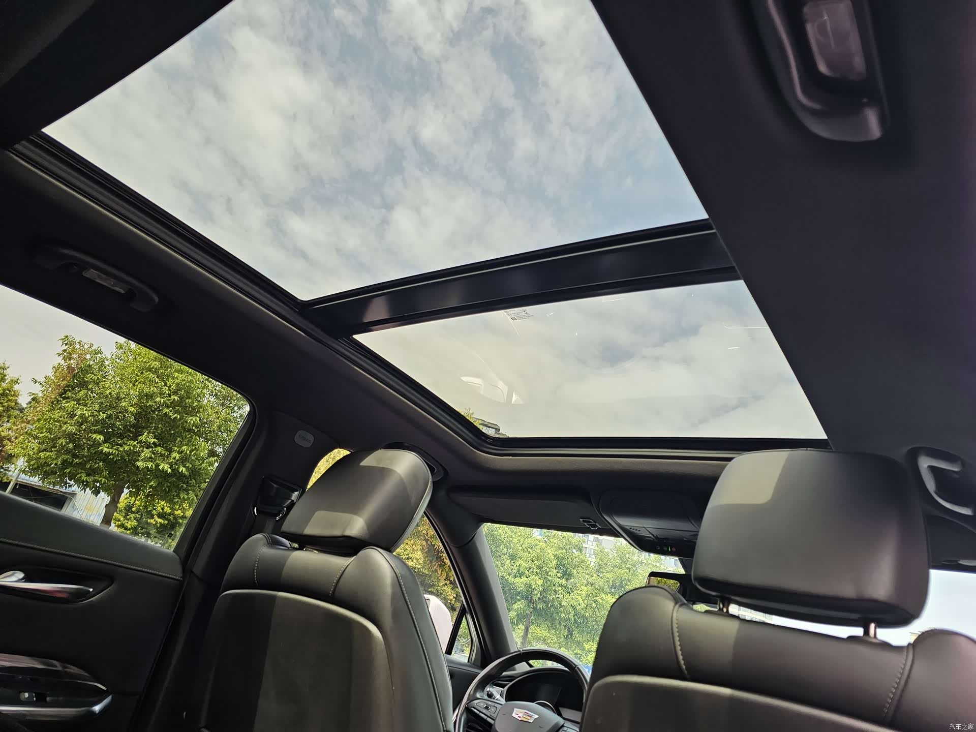 Cadillac XT4, 2019 8