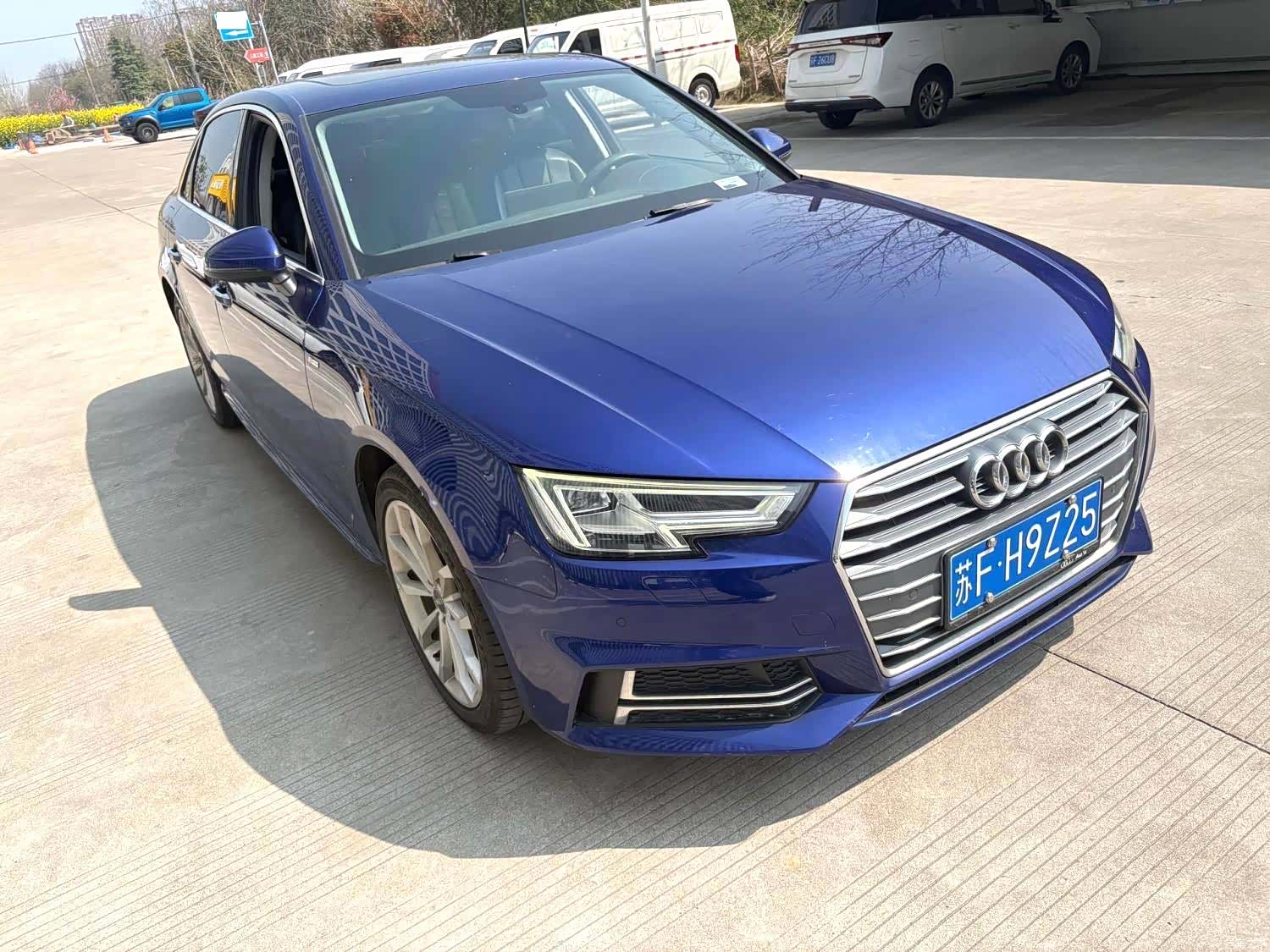 Audi A4L, 2018 3