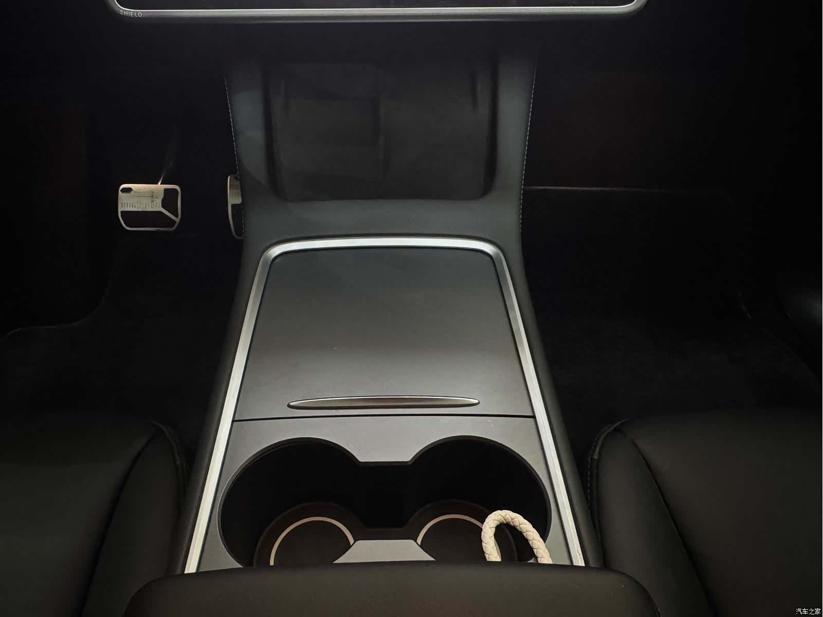 Tesla Model Y, 2022 25