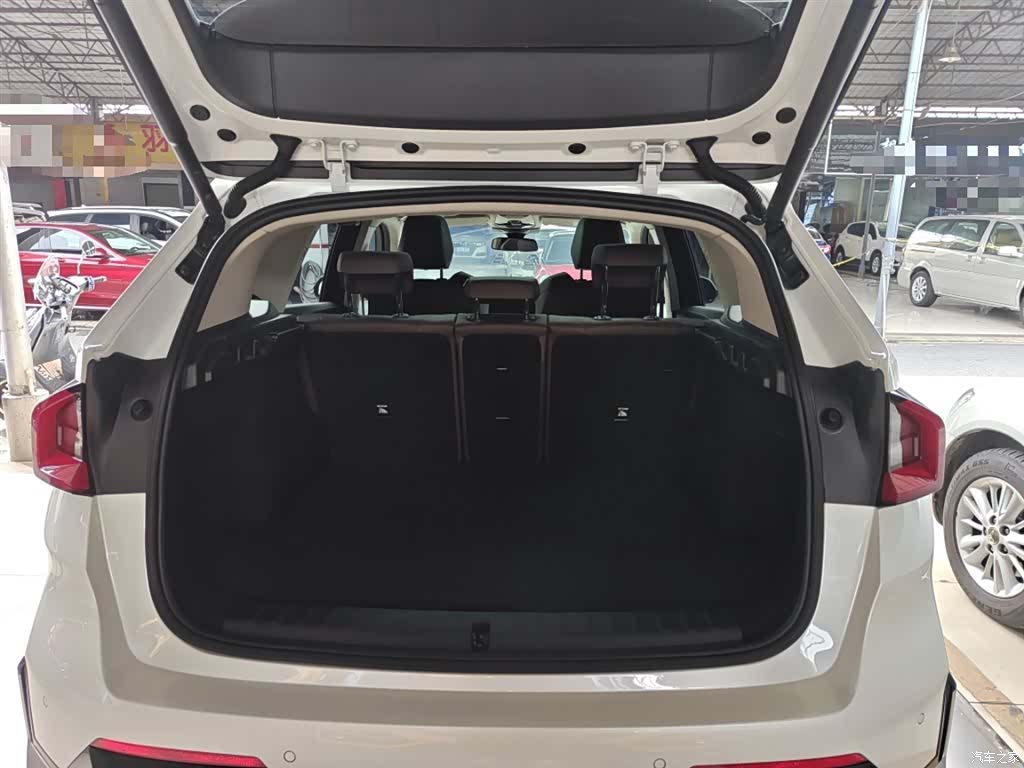 BMW X1, 2025 9