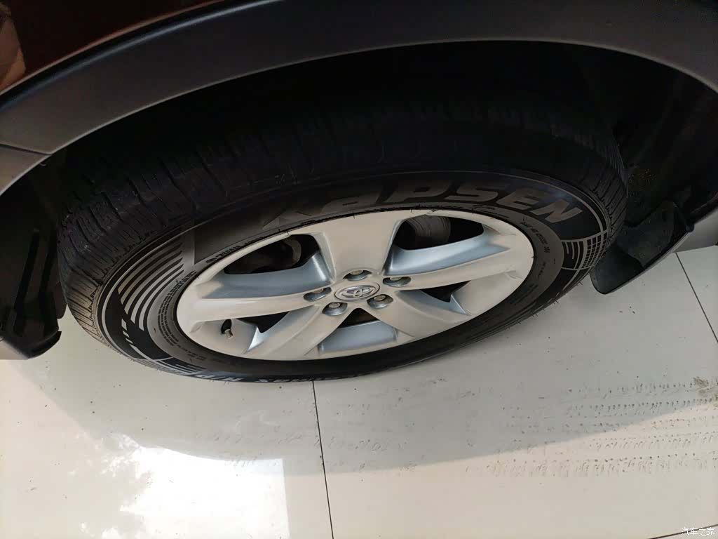 Toyota RAV4, 2014 25