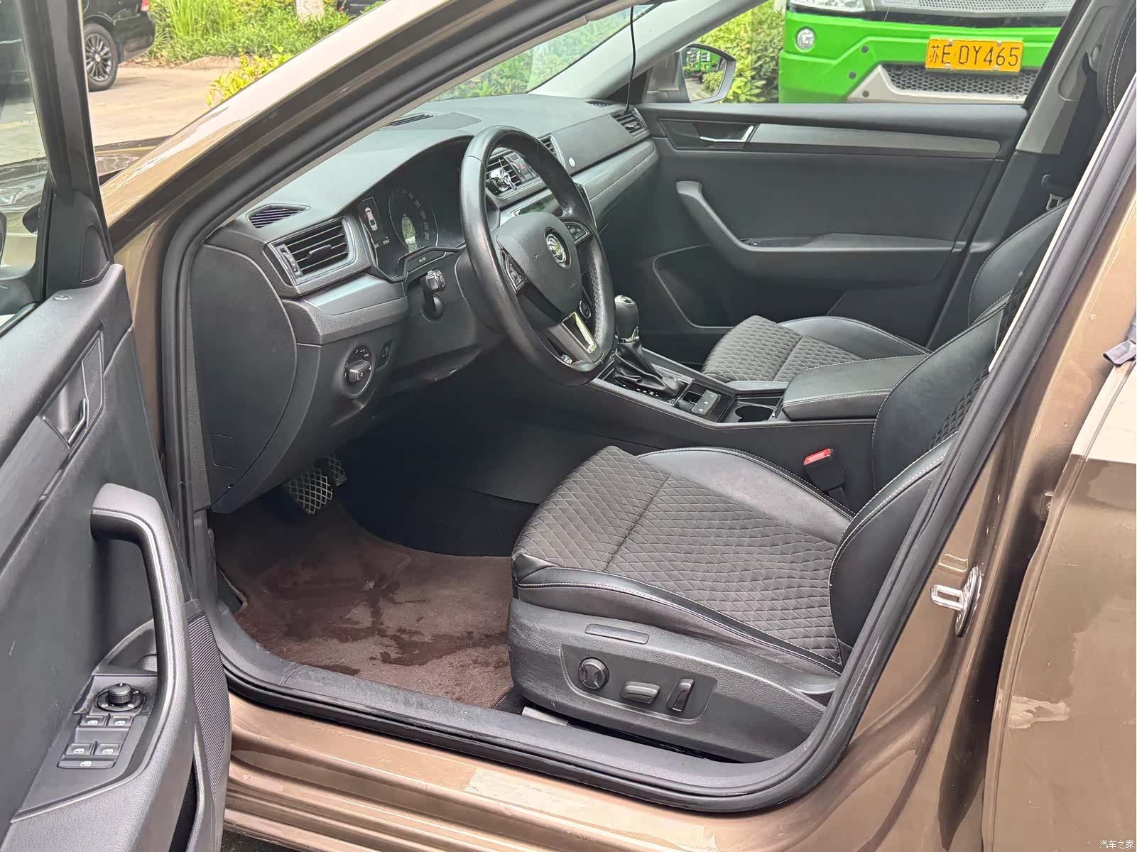 Skoda Superb, 2017 6