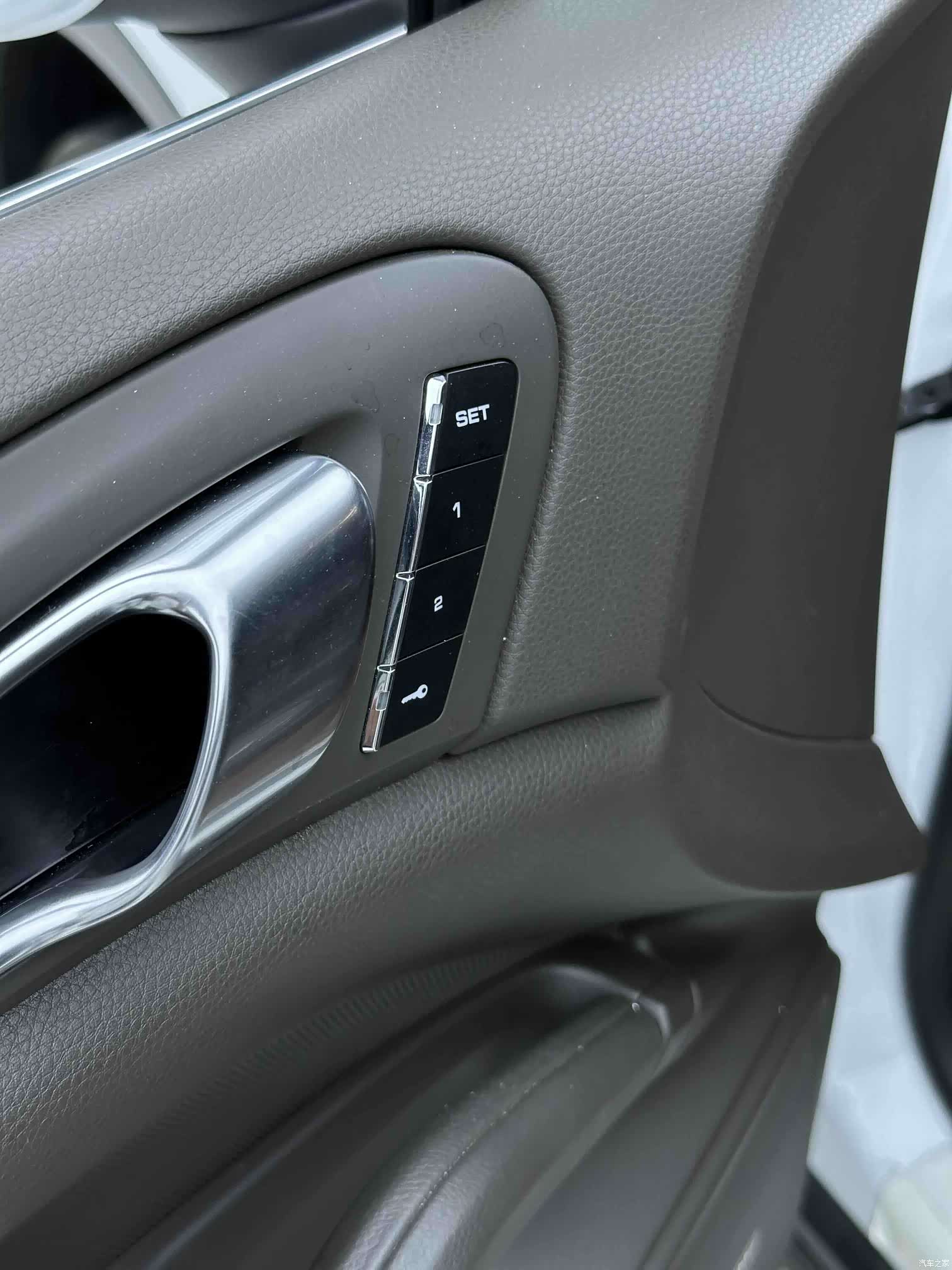 Porsche Cayenne, 2016 11