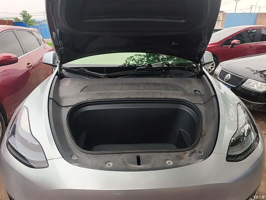 Tesla Model Y, 2023 20