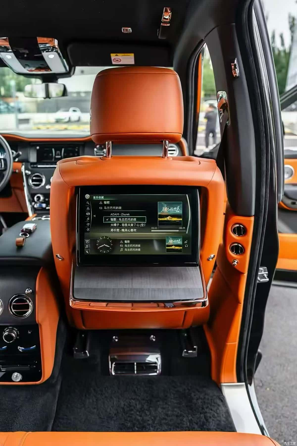 Rolls-Royce Cullinan, 2022 9