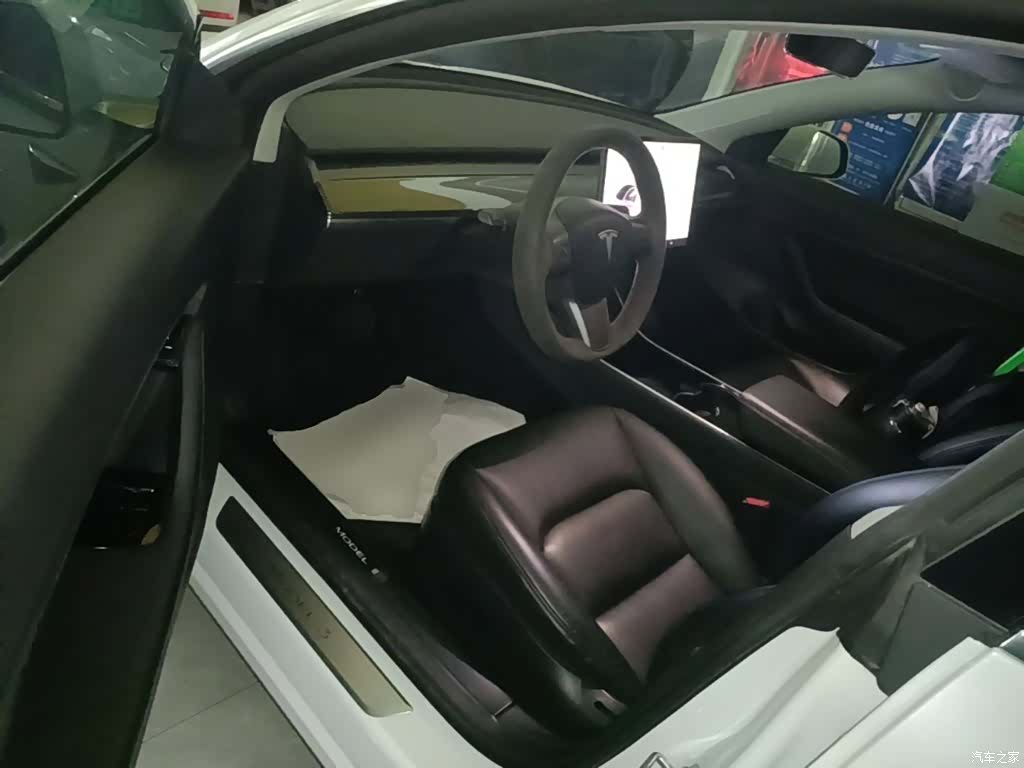 Tesla Model 3, 2020 12