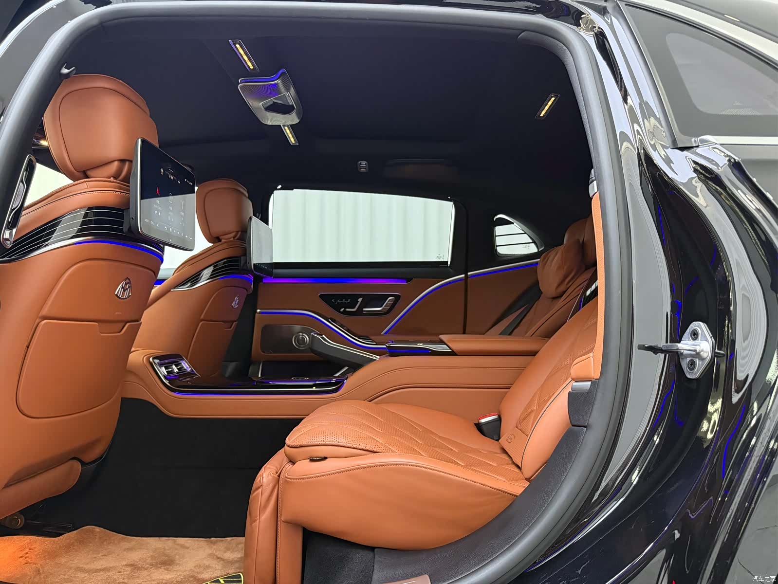 Maybach S-Class, 2022 6