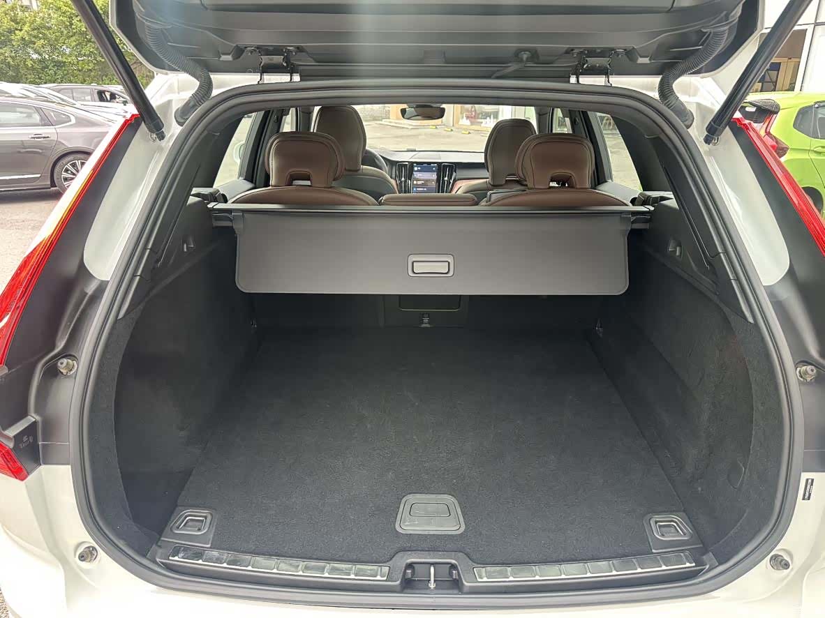 Volvo XC60, 2024 16