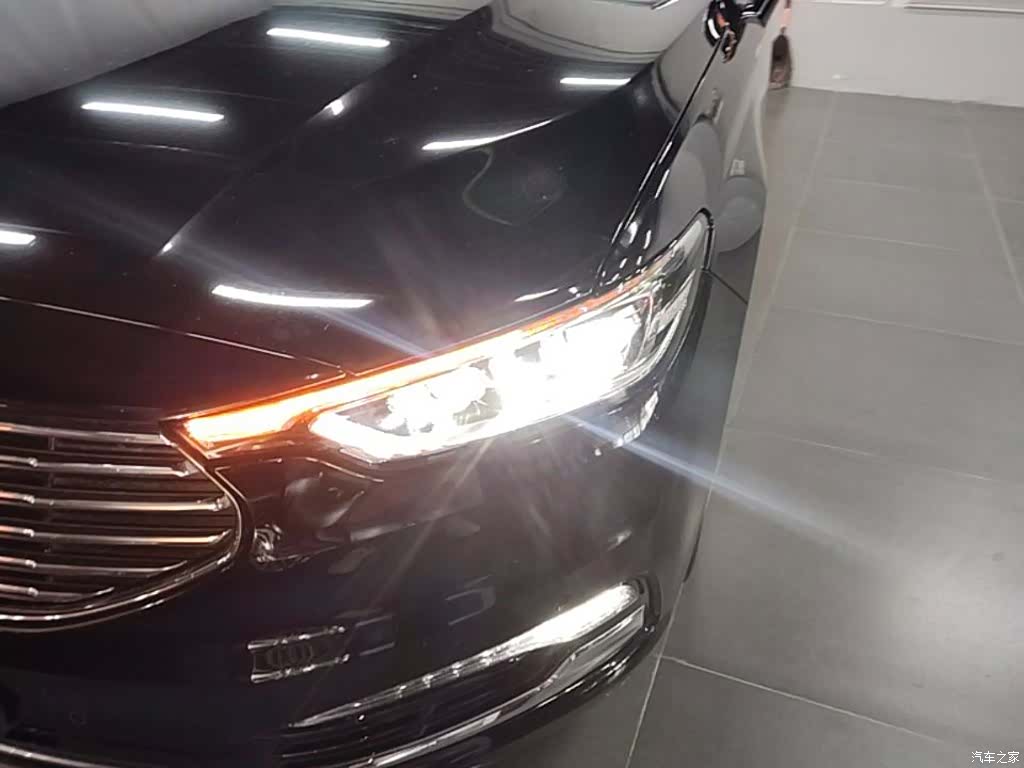 Ford Taurus, 2021 24