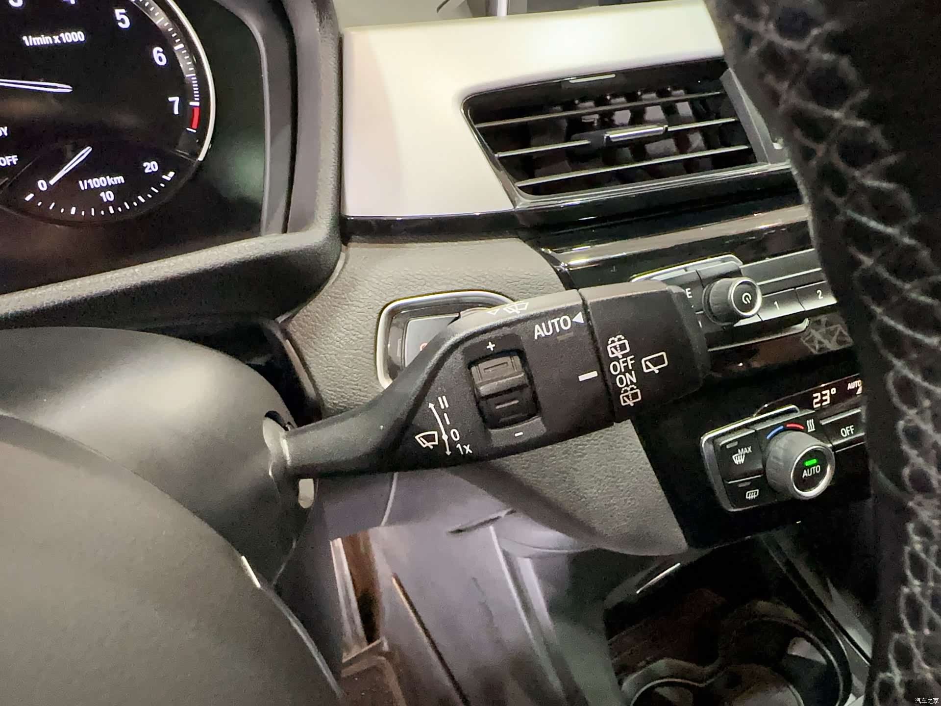 BMW X1, 2019 12