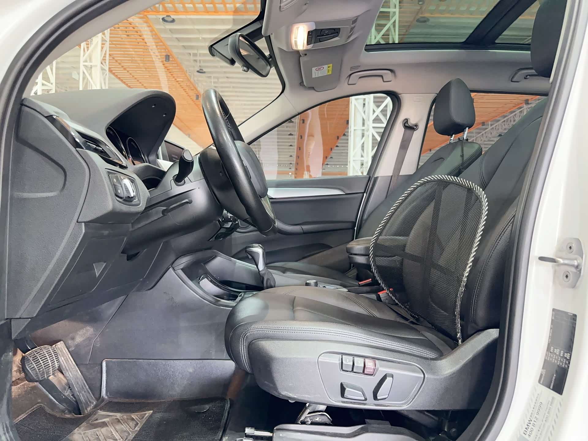 BMW X1, 2019 все фото