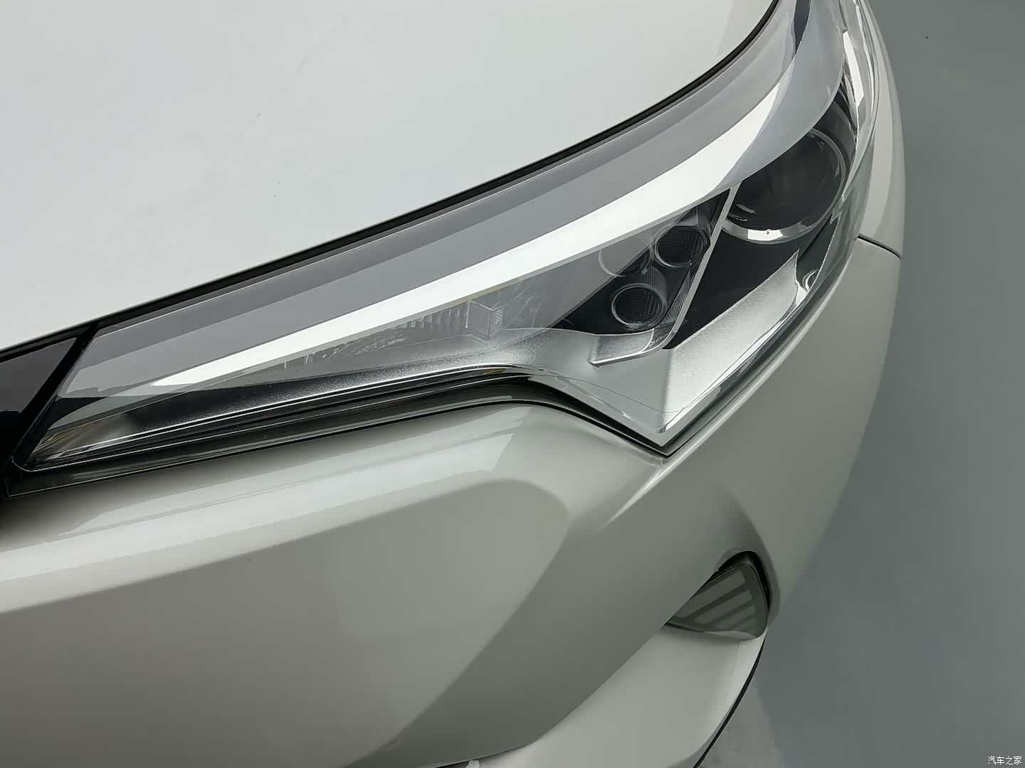 Toyota IZOA, 2019 12