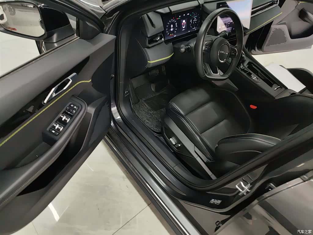 Lynk & Co 02, 2024 16