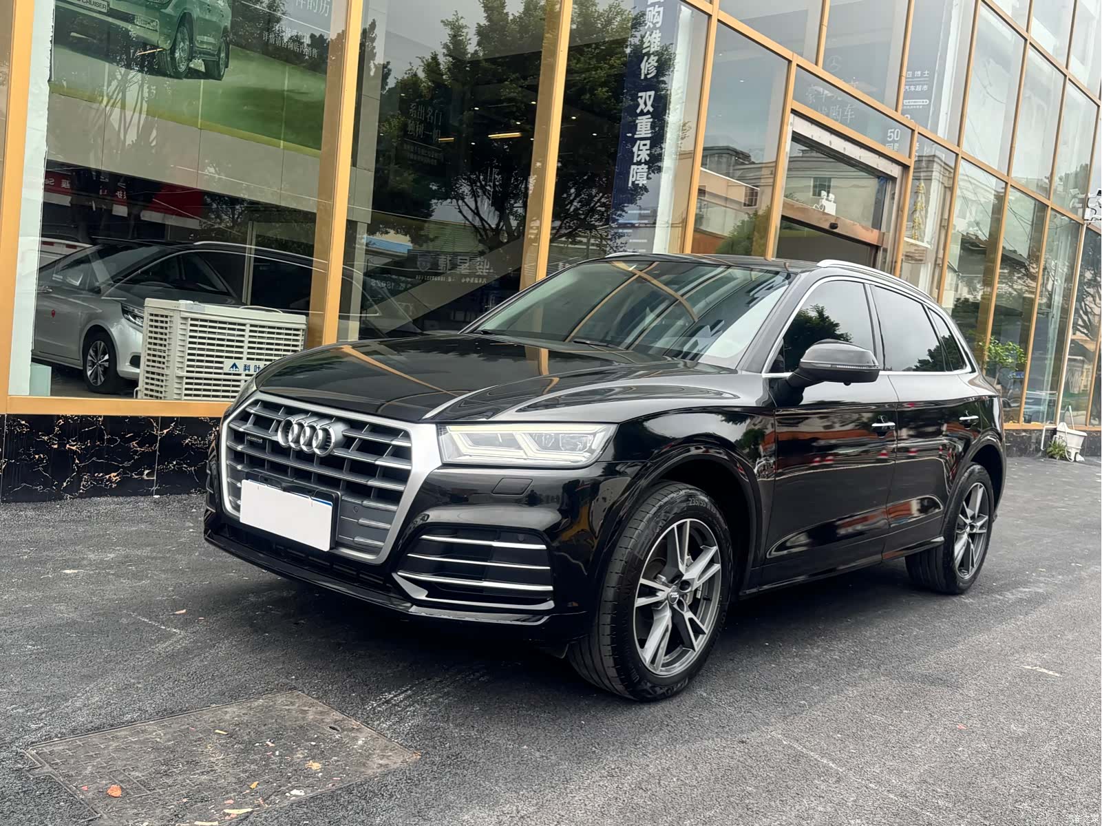 Audi Q5L, 2018 12