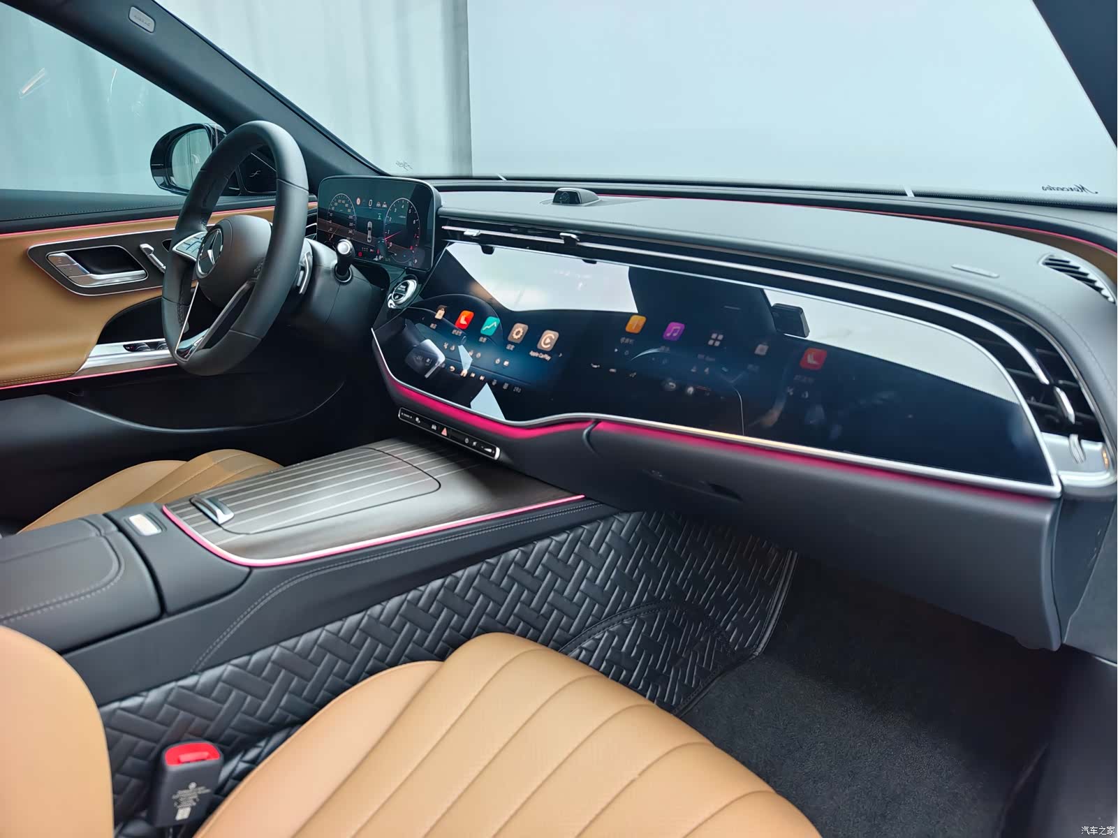 Mercedes-Benz E-Class, 2024 16