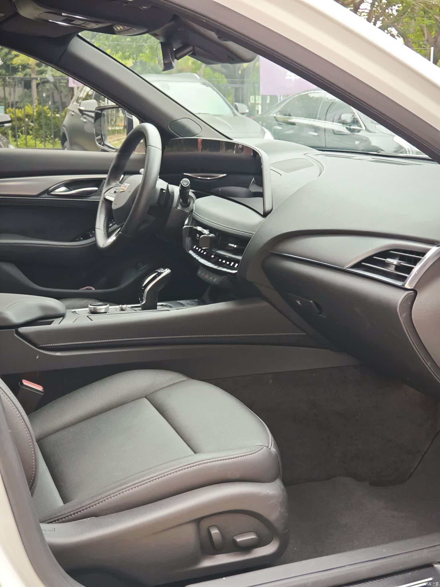 Cadillac CT5, 2024 8