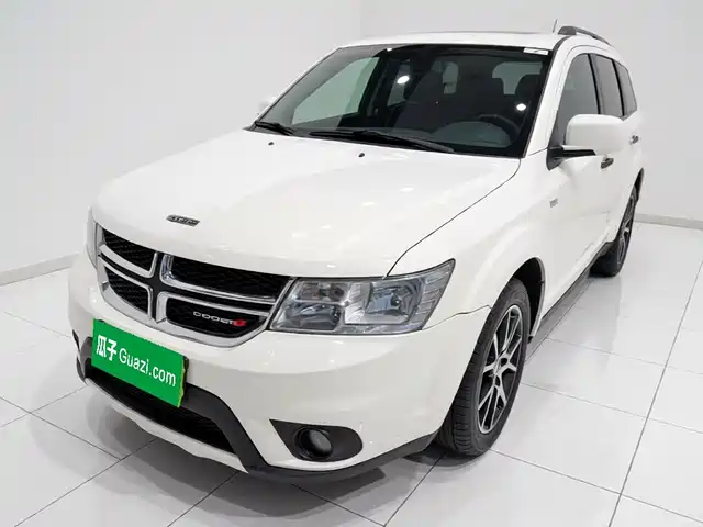 Dodge Kuwei 2014 — купить из Китая под заказ