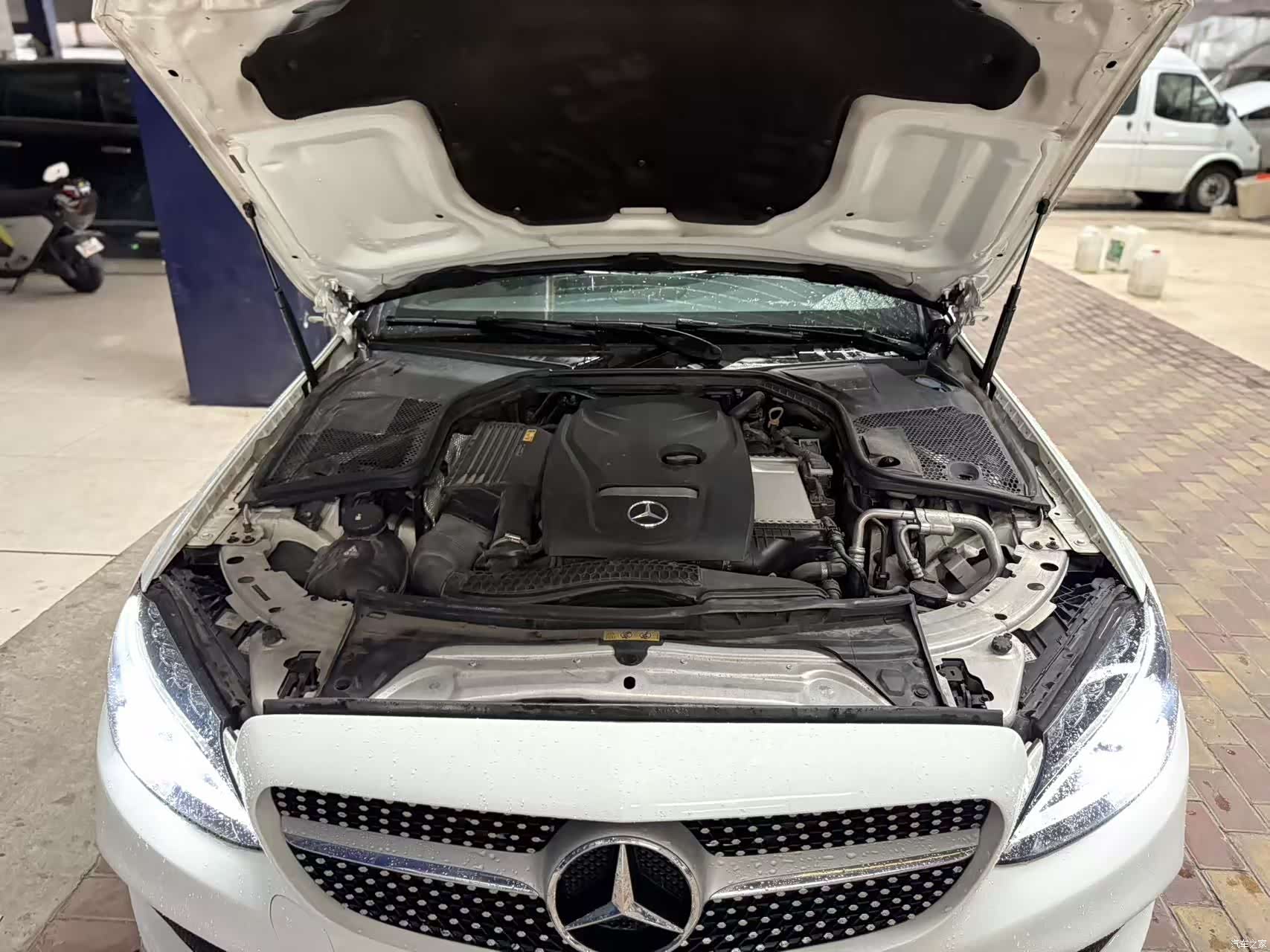 Mercedes-Benz C-Class, 2018 10