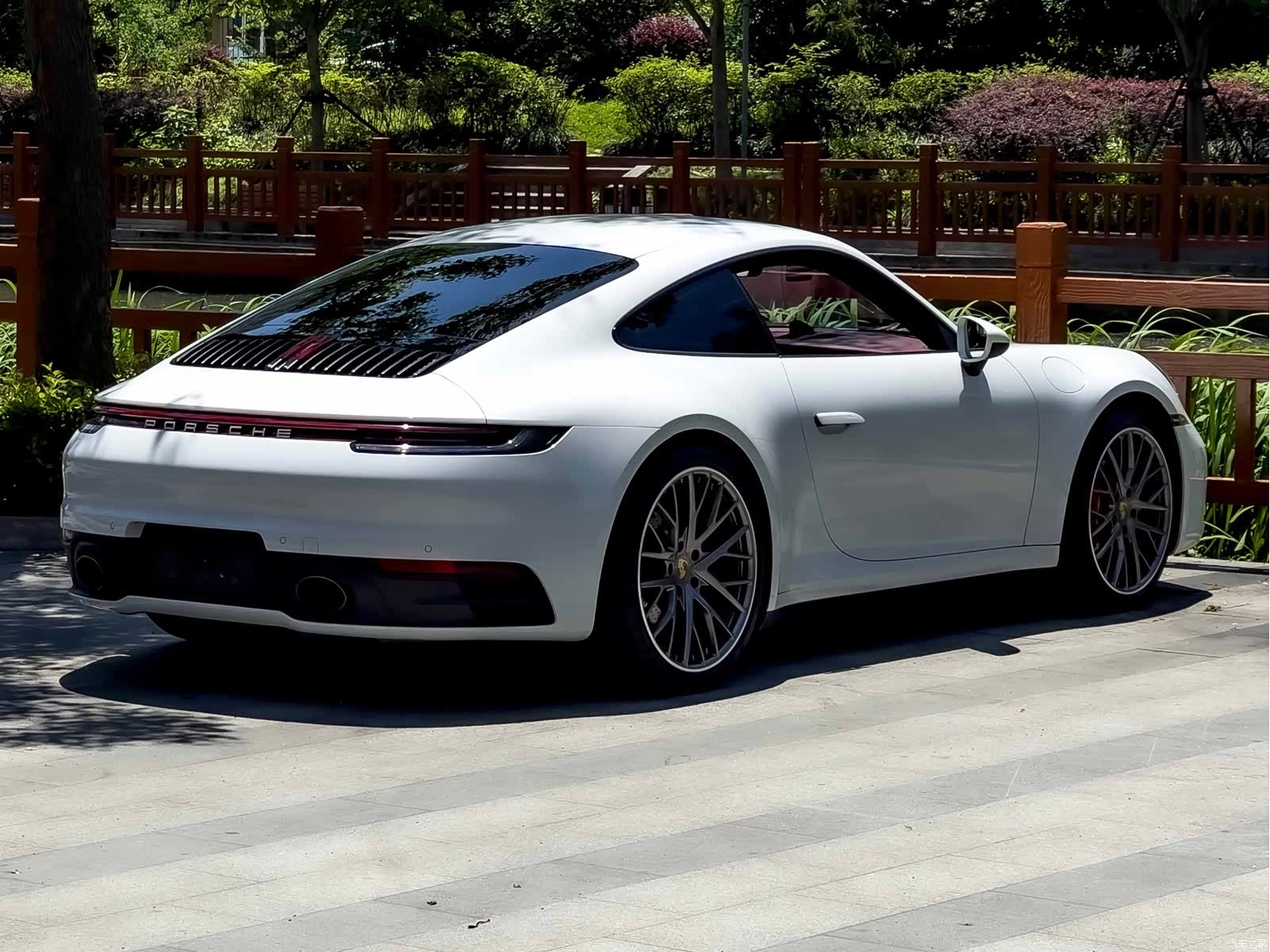 Porsche 911, 2021 4
