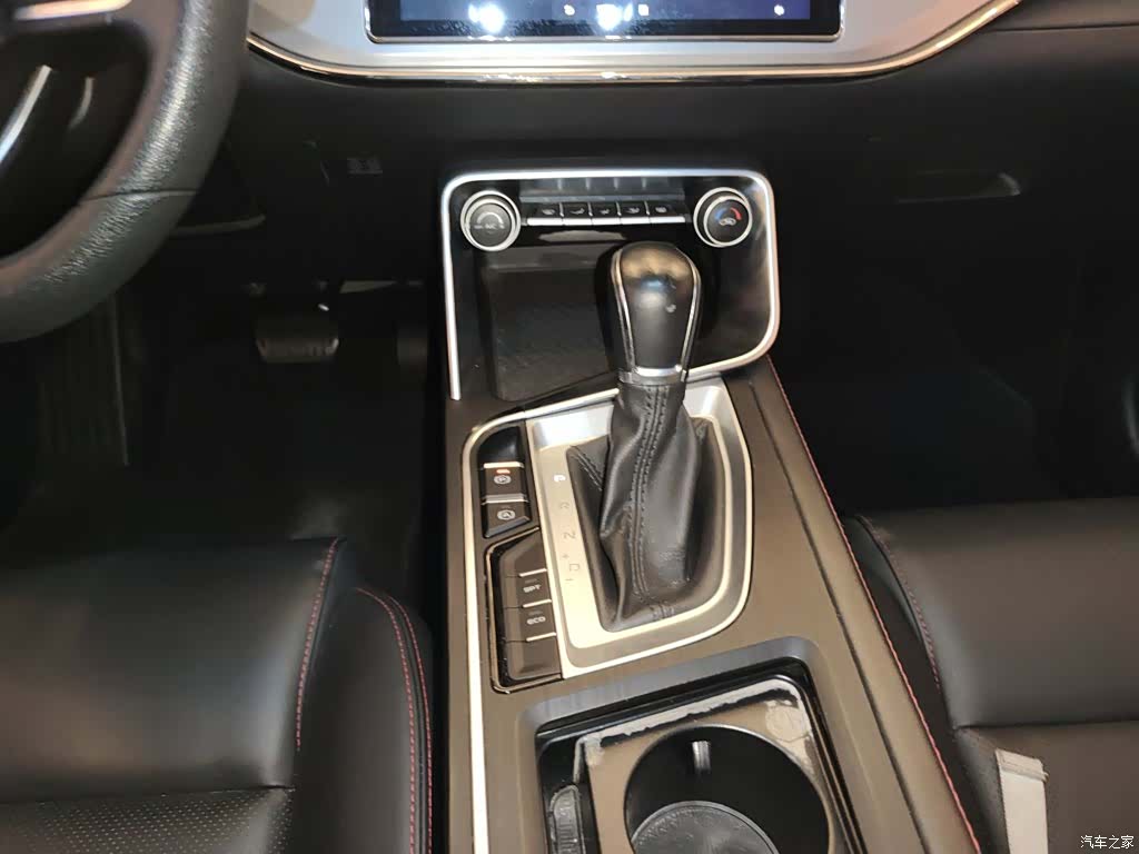 Geely Binray, 2020 12