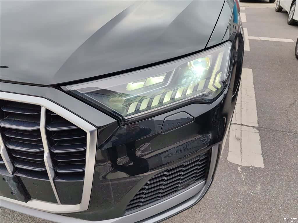 Audi Q7, 2024 18