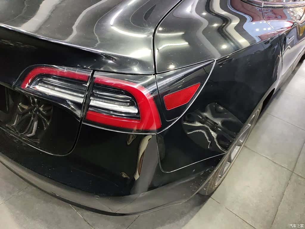 Tesla Model 3, 2020 24