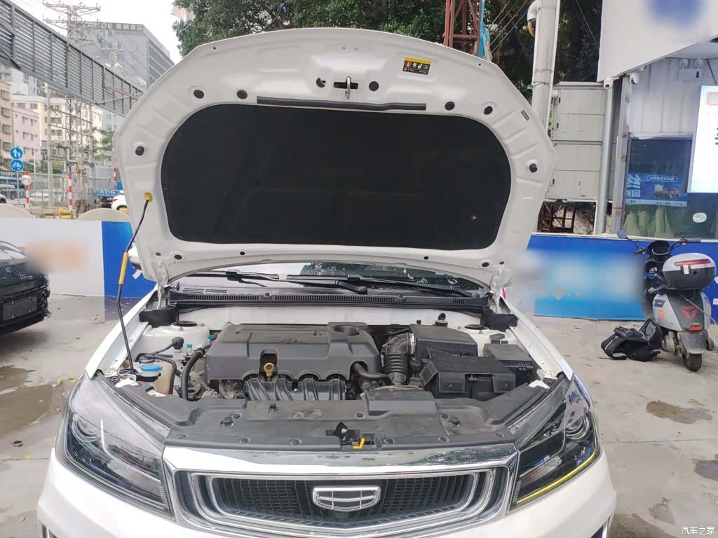 Geely Emgrand, 2020 10