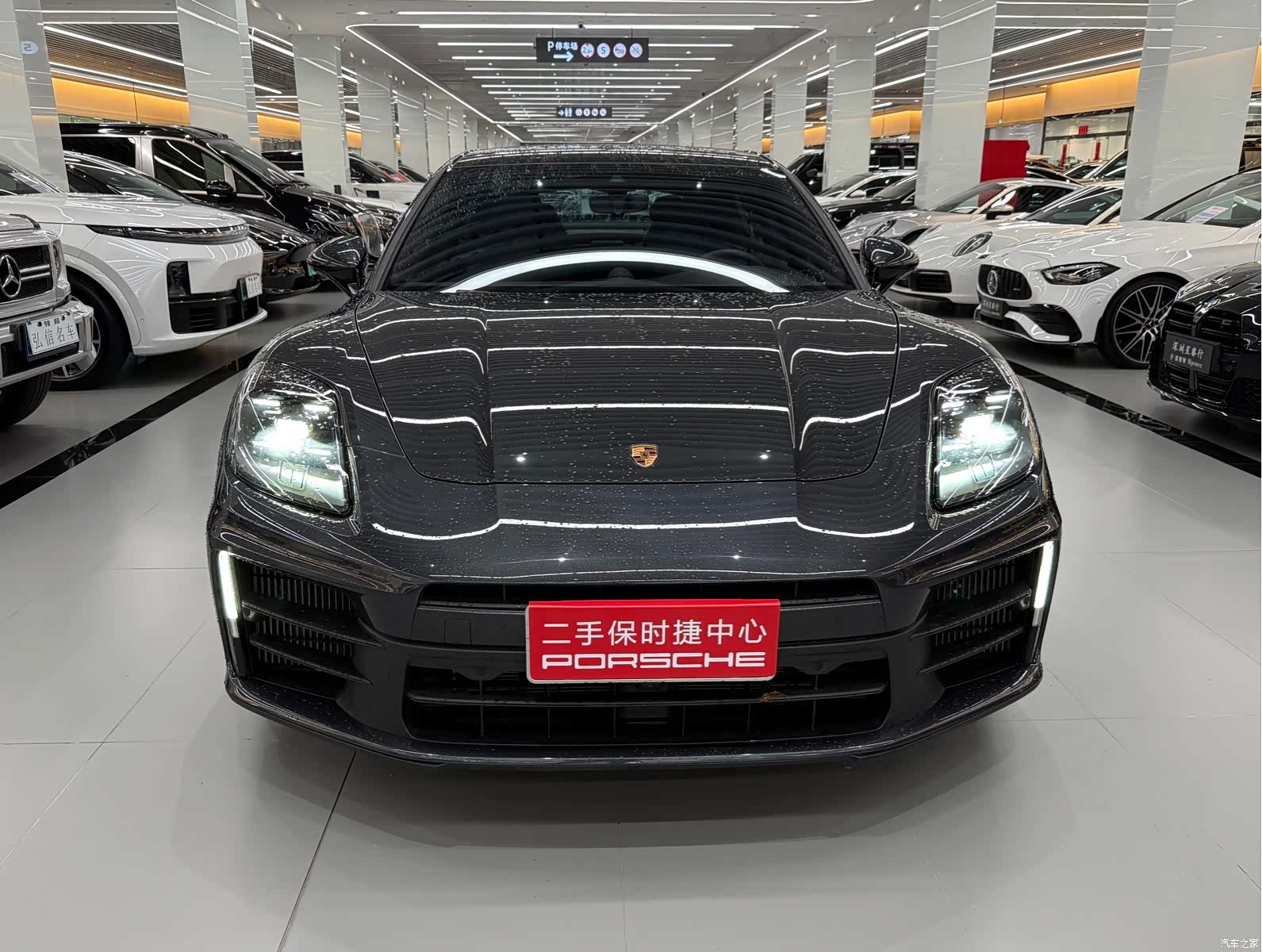 Porsche Panamera, 2024 2