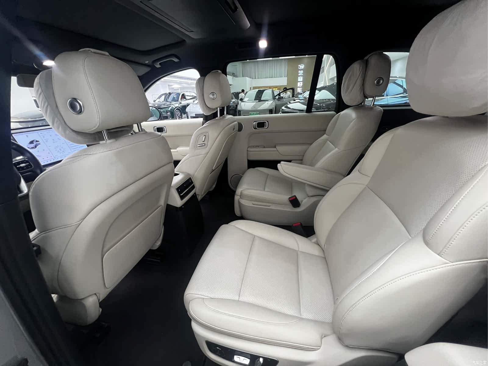 Li Auto L9, 2022 все фото