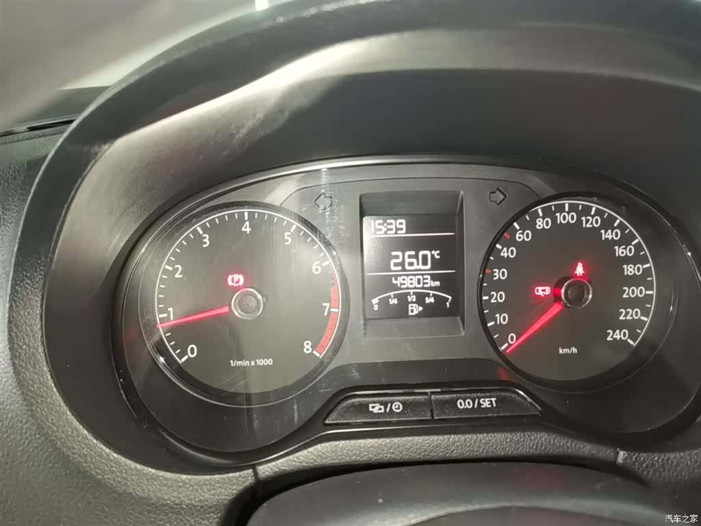 Volkswagen Polo, 2015 12