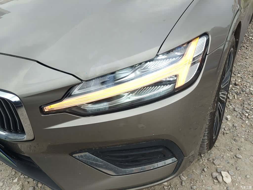 Volvo S60, 2021 24