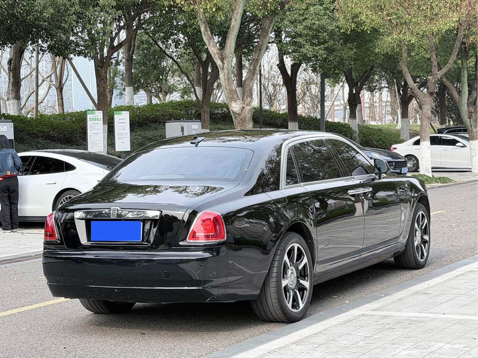 Rolls-Royce Ghost, 2017 7