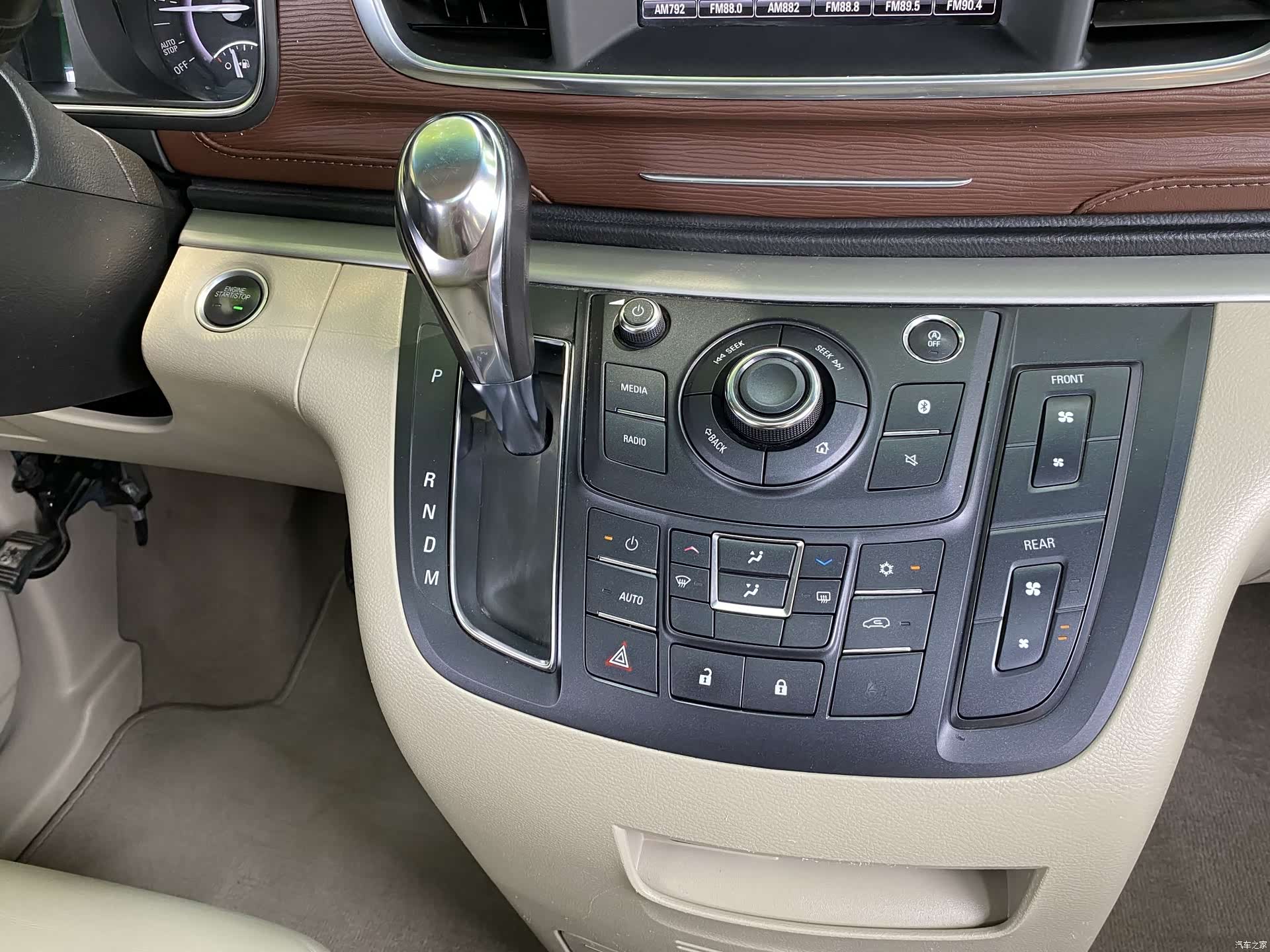 Buick GL8, 2019 15