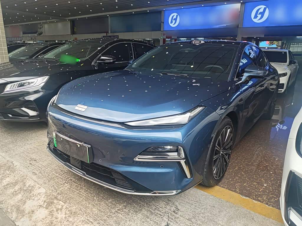 Geely Galaxy Starshine 8