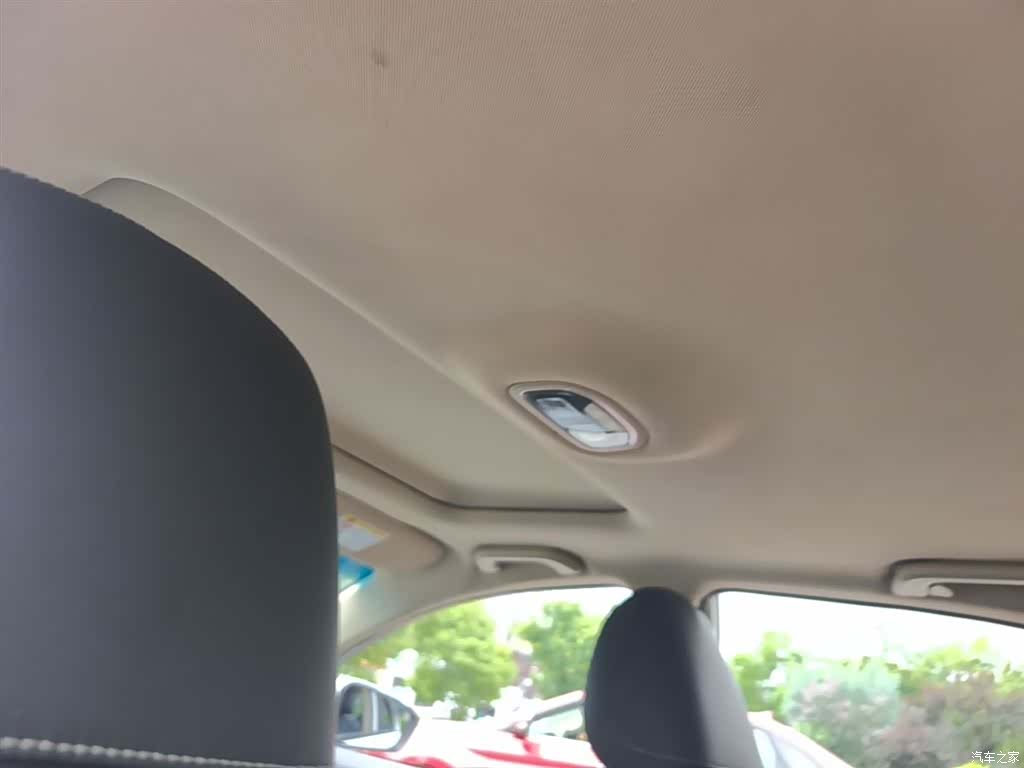 Geely Emgrand, 2018 18