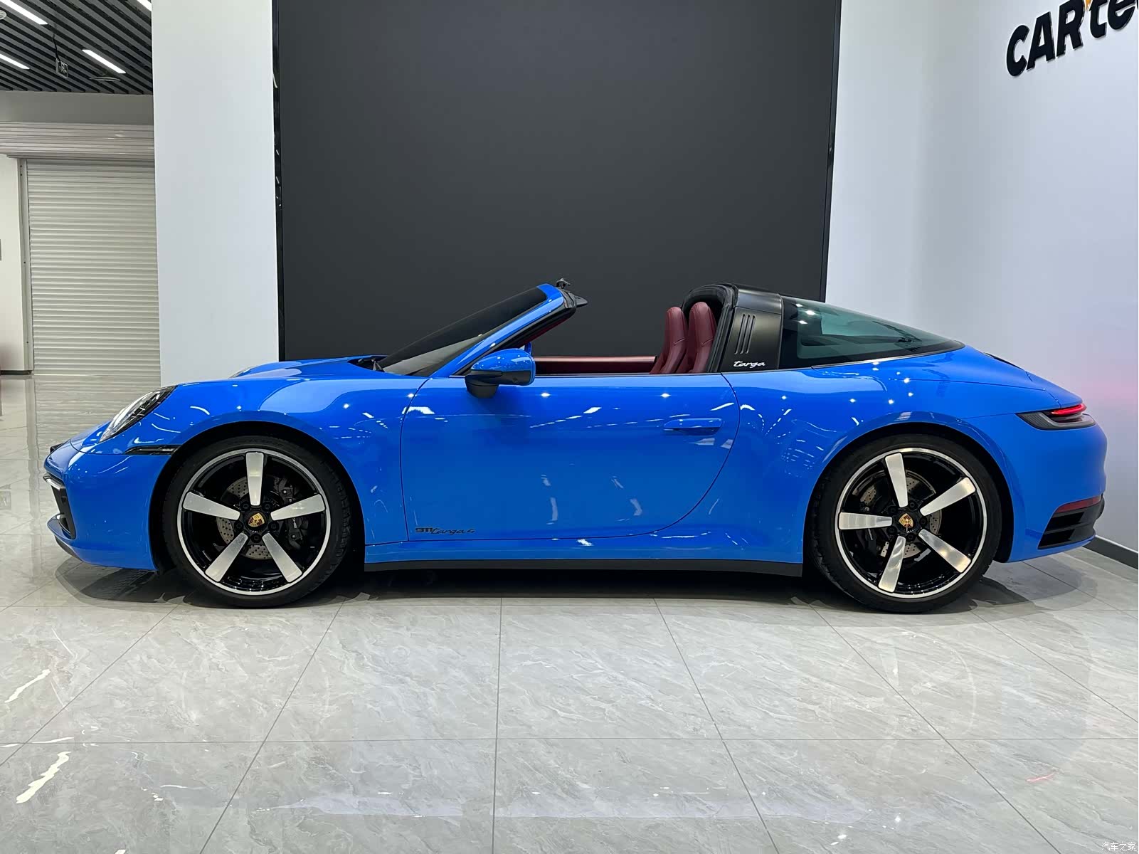 Porsche 911, 2023 6