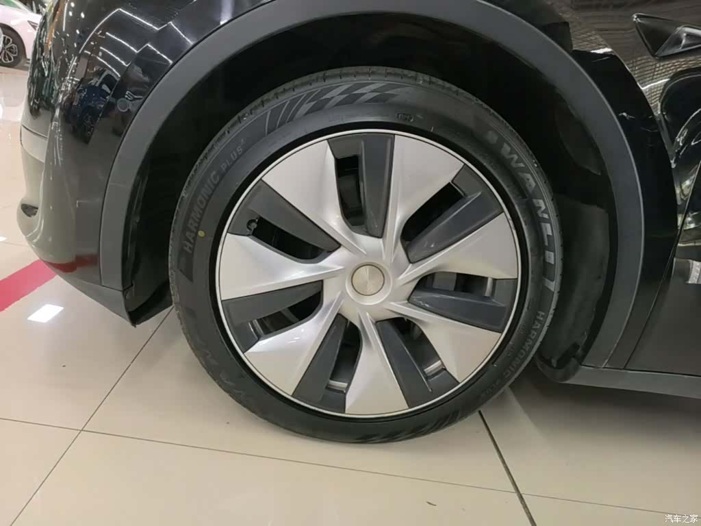 Tesla Model Y, 2021 23