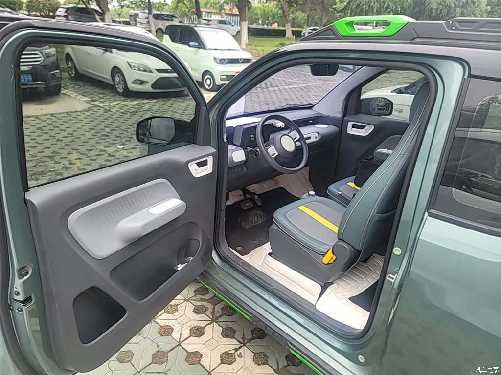 Wuling MINIEV, 2022 16