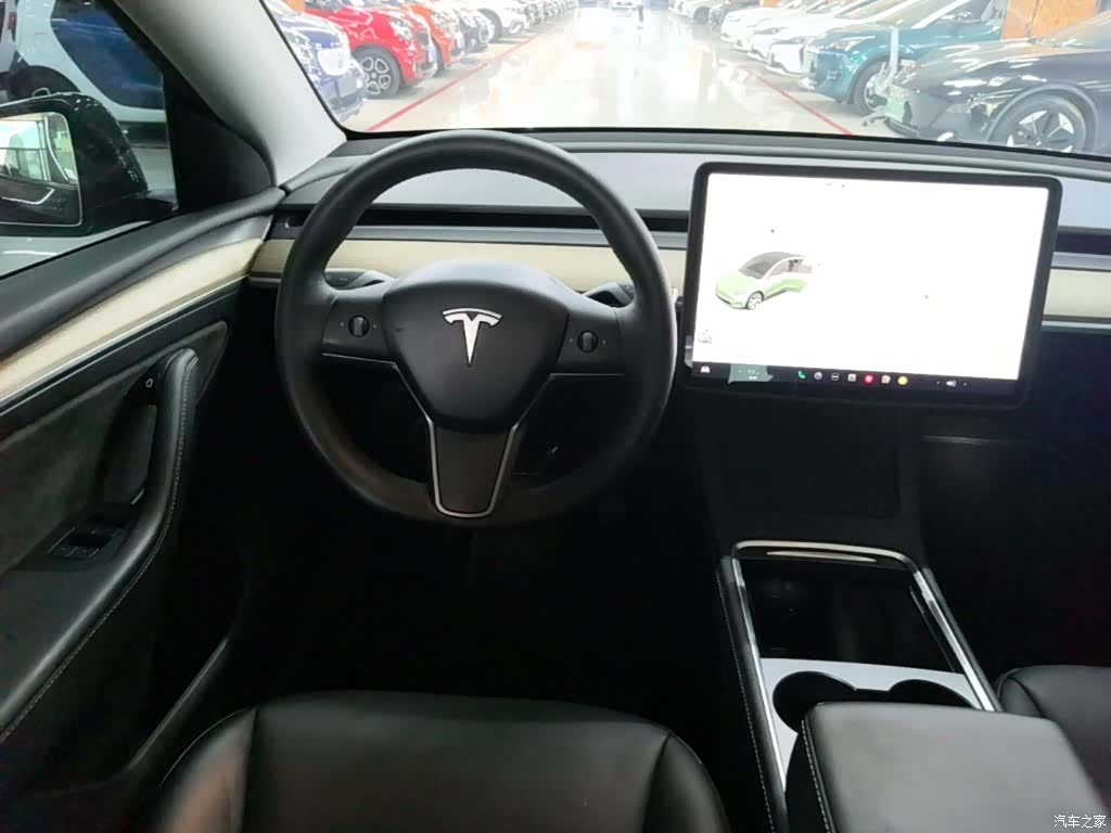 Tesla Model Y, 2021 11