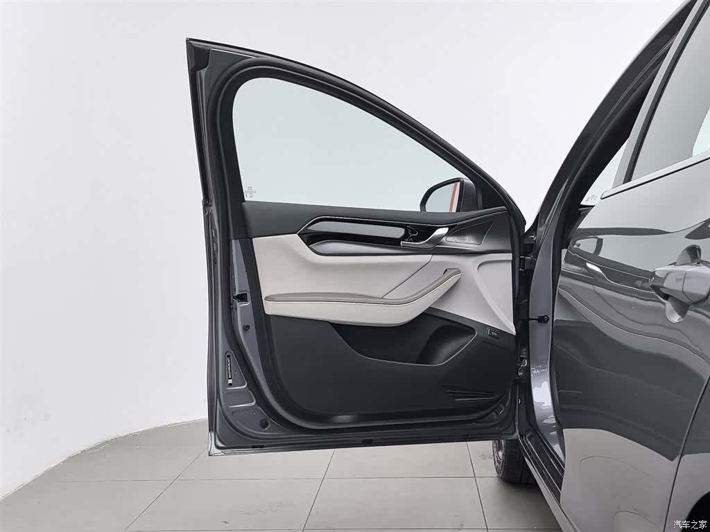 BYD Qin, 2024 8